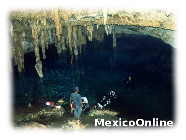 Yukatan Cenote Papakal Mexico