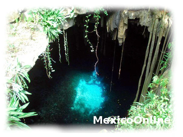 Cenote Kankirixche Yucatan in Mexiko